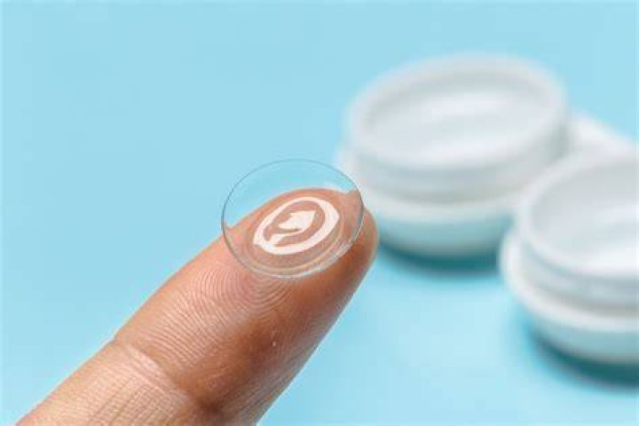 コンタクトレンズ視力検査の流れと費用 自分に合う処方の選び方